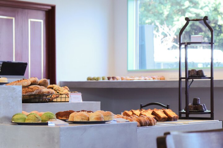 温泉街・別府に「パンとエスプレッソと別府館」オープン。大分県名産のカボスを使ったパンやドリンクも