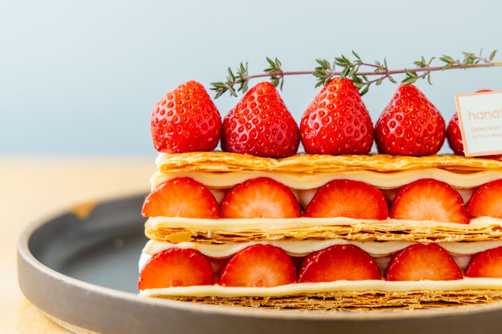 創業70年以上の青果店が手がけるカフェ「FRUiT 御堂筋店」で旬のいちごスイーツを