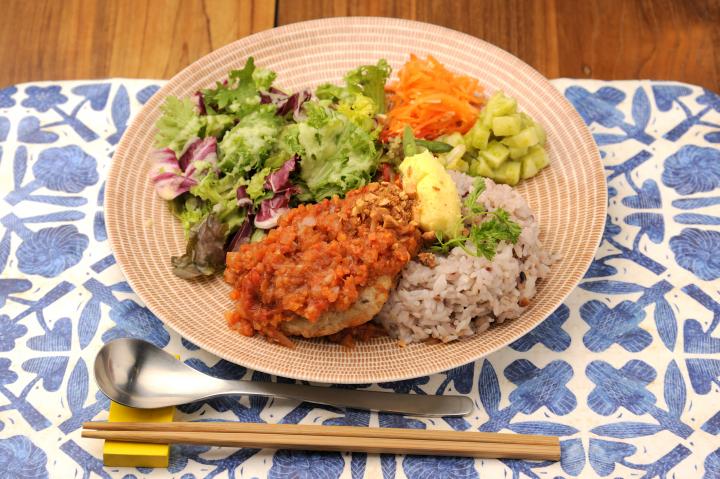 真似したくなる、かわいい小物使いにときめく♪人気の貼箱専門店が手がけたカフェ「プントプント」