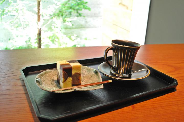 祇園の路地奥にひっそりと佇む隠れ家的カフェ「ZEN CAFE」