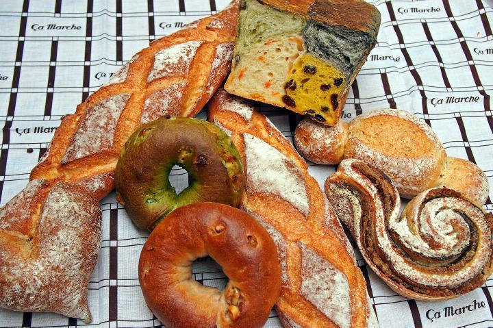 好みのパンを教えてくれる“パン・コンシェルジュ”のいるパン屋さん