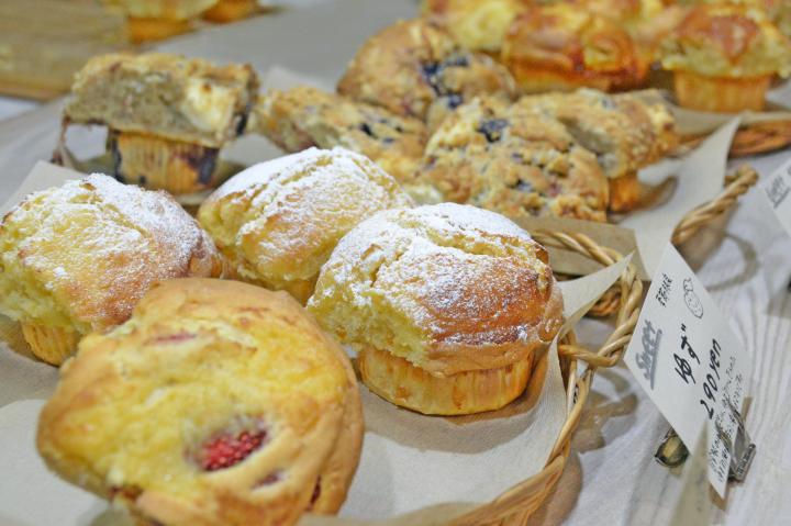 しっとりフワフワの食感♪ 「40プラン」の自家製焼きたてマフィン