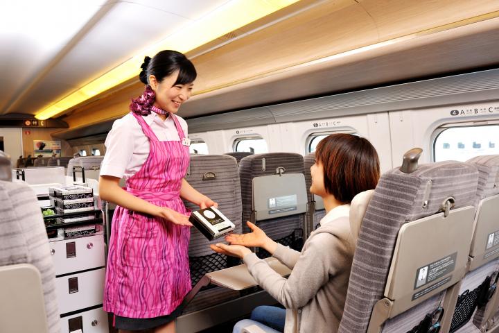 新幹線でカフェ気分♪旅のおともにビューティデリはいかが？ ｜ ことりっぷ
