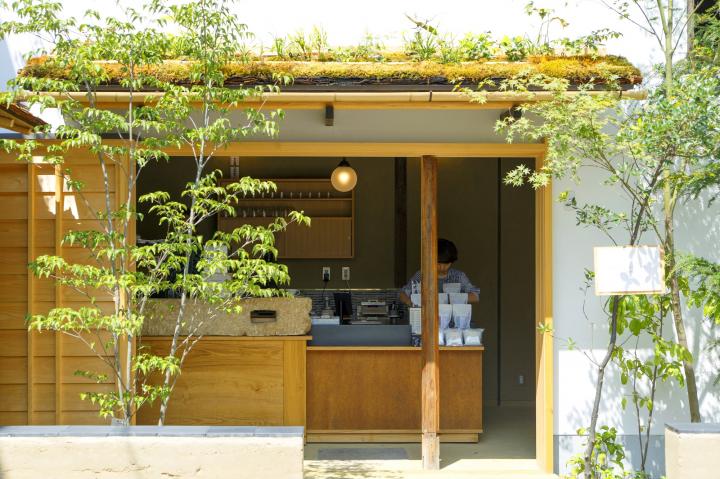 茶室のような趣ある空間で味わう、こだわりの一杯。京都「ウィークエンダーズコーヒー富小路」