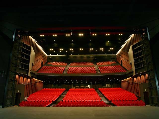 Amazon.co.jp: 花組TBS赤坂ACTシアター公演 TAKARAZUKA MUSICAL