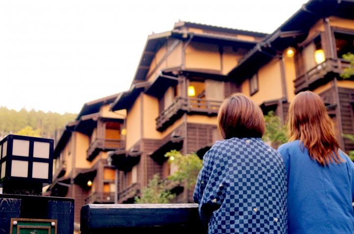 風情漂う温泉街・黒川温泉で過ごす、週末ごほうび旅へ ｜ ことりっぷ