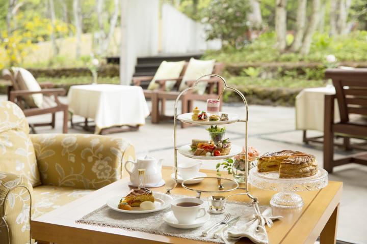 ホテルブレストンコートオリジナル元祖大阪屋軽井沢彫り皿 ホテルブレストンコートオリジナル元祖大阪屋軽井沢彫り皿