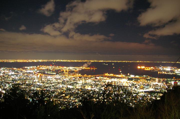 神戸・摩耶山「掬星台」で楽しむリフレッシュ&ロマンチック体験