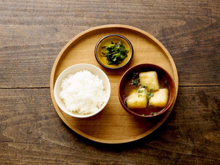 旅が大好きな仲間で開いた、旅人の輪をつなぐ和食堂「cafe&kitchen r∞t(ルート)」