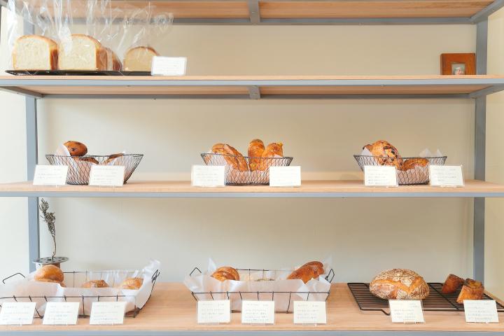 ご主人が淹れるコーヒーと奥さまが作る天然酵母パンがすてきな「breffee STORE(ブレッフィストア)」