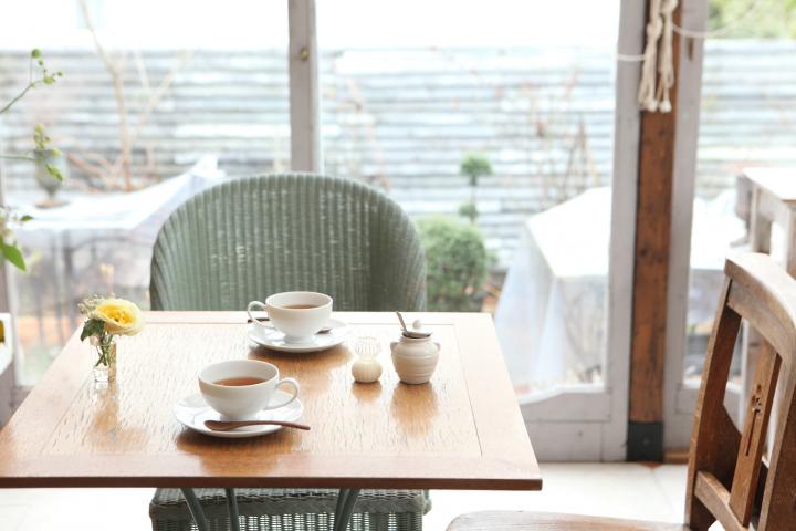 南仏風のカフェ「NOTRE CHAMBRE あしたの種」で優雅なティータイムを